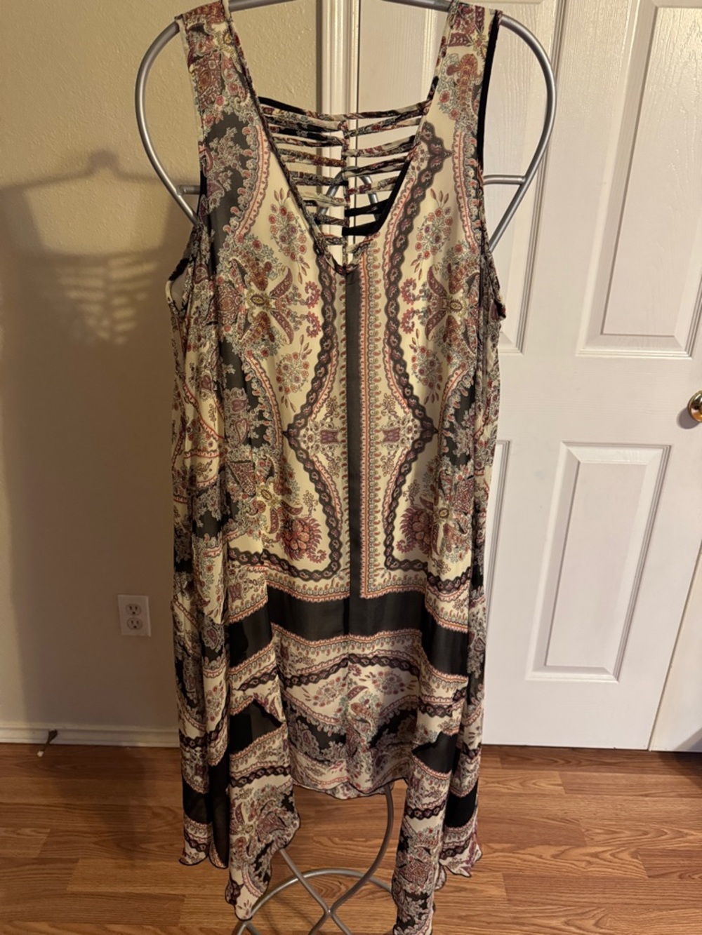 Asymmetrical Paisley Tank Dress in Cream and Brown - Picture 5 of 11